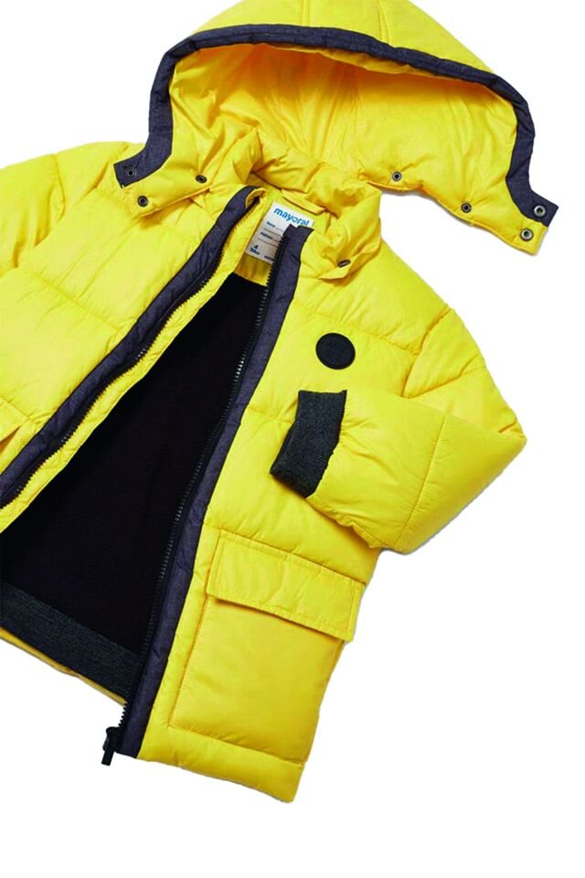 PARLAK SARI RENKTE ŞİŞME ERKEK ÇOCUK MONTU