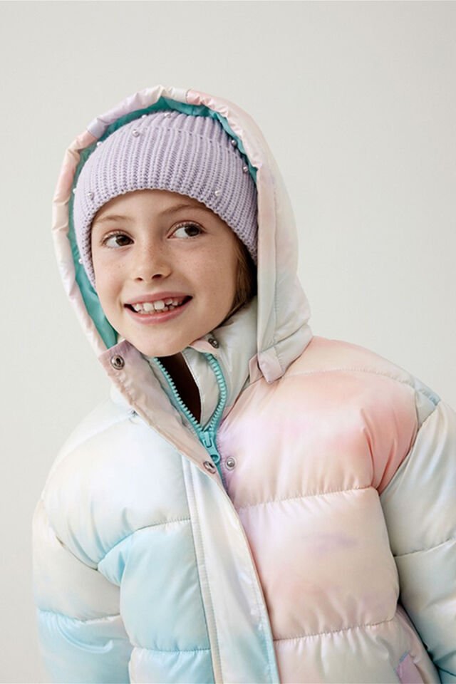 BATİK EFEKTLİ KAPÜŞON DETAYLI ŞİŞME KIZ ÇOCUK MONT