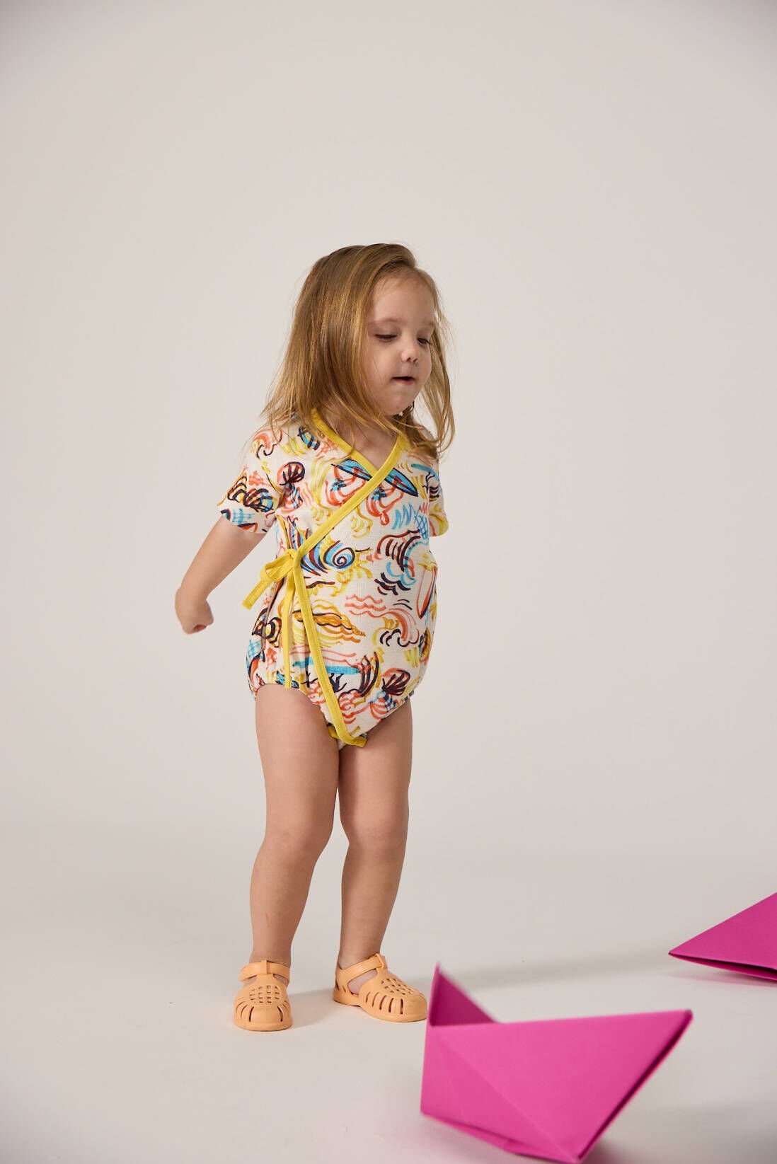 Sarı Desenli Kimono Bağlama Detaylı Unisex Bebek Body