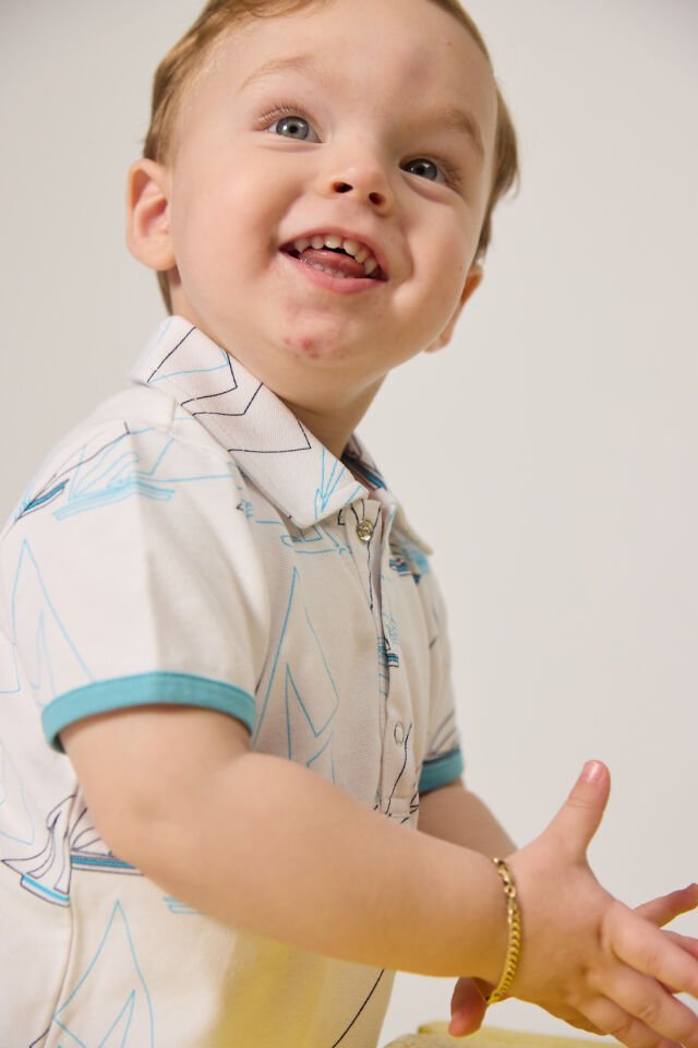 Beyaz Yelkenli Temalı ve Gömlek Yakalı Bebek Body