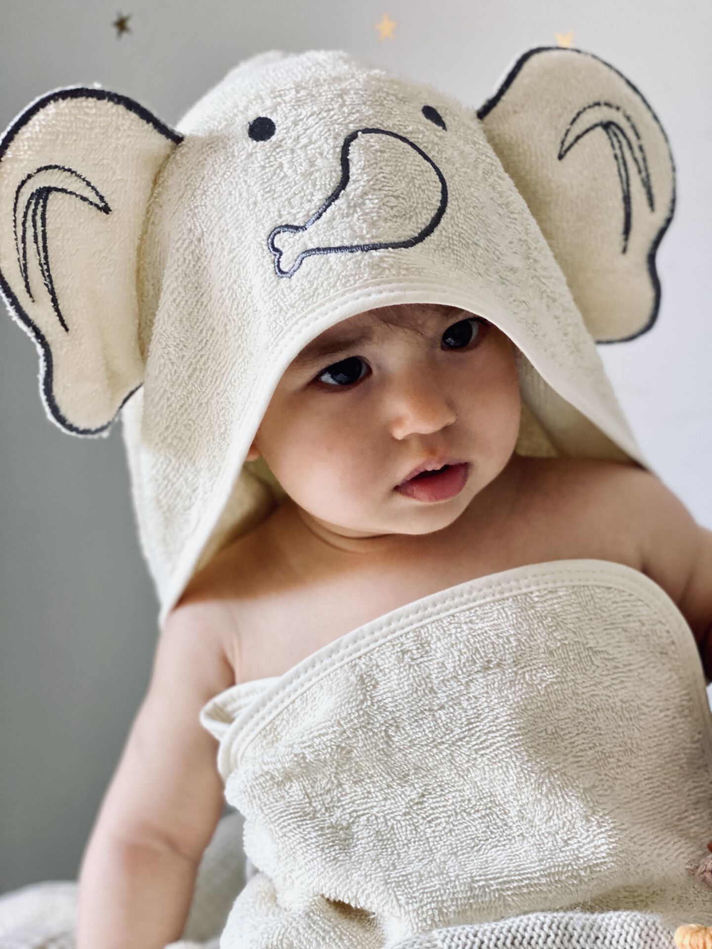 KREM RENGİ KUNDAK HAVLU