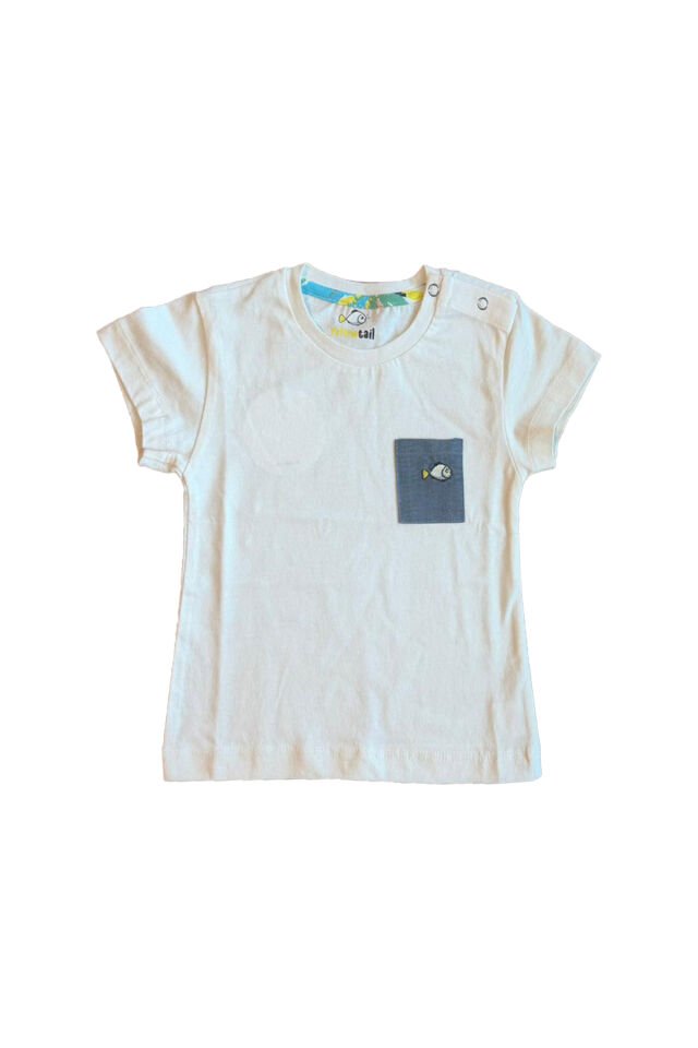 Beyaz Renkte Cep Detaylı Erkek Çocuk T-Shirt