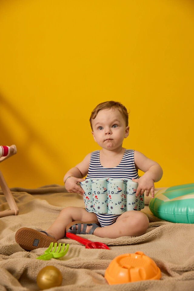 YELKENLİ TEMALI YÜZME ÖĞRETİCİ MAYO