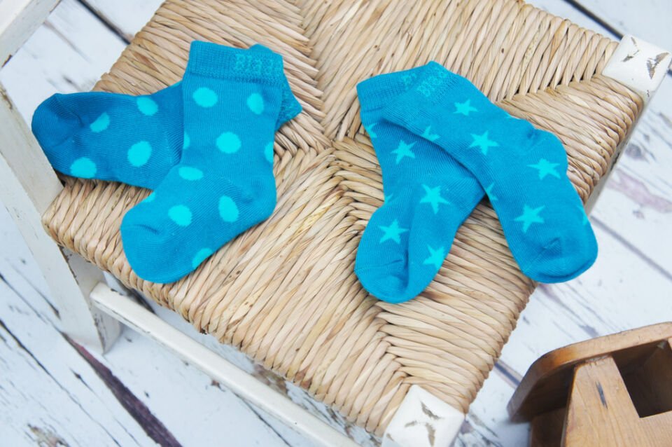 ZÜMRÜT YEŞİLİ ÇORAP