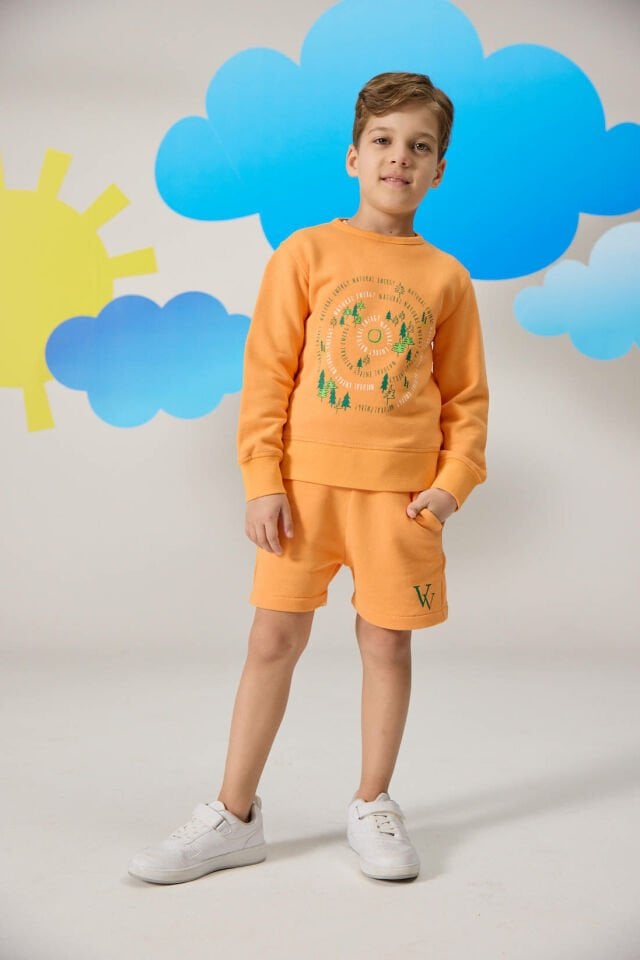 TURUNCU AĞAÇ BASKILI SWEATSHIRT VE ŞORT TAKIM