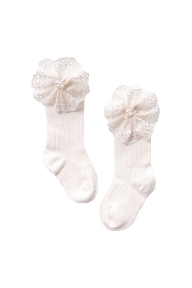 İnci Detaylı Dantel Çorap
